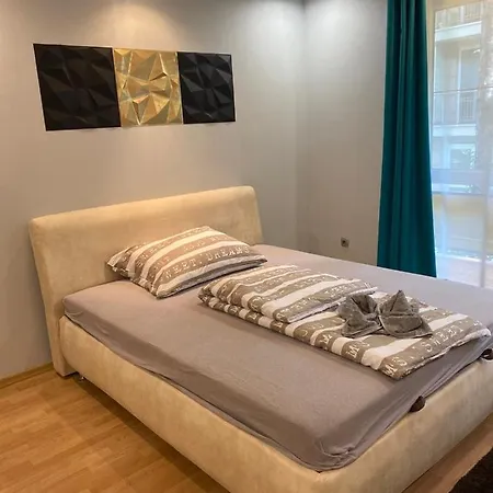 Gabrielle2 * デブレツェン