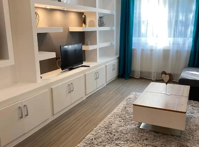 Gabrielle2 Apartment